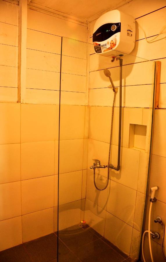 Crow'S Nest Hotel Tua Pejat Екстериор снимка
