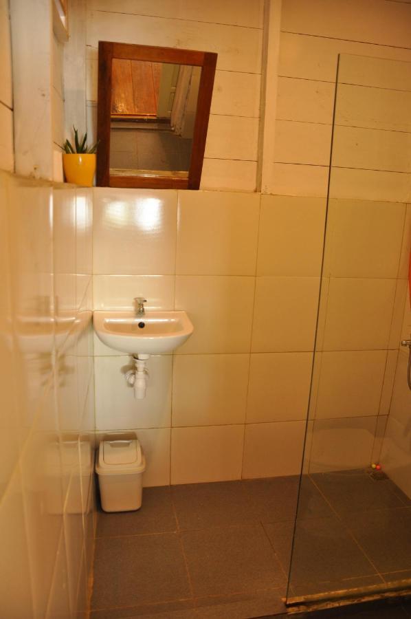 Crow'S Nest Hotel Tua Pejat Екстериор снимка