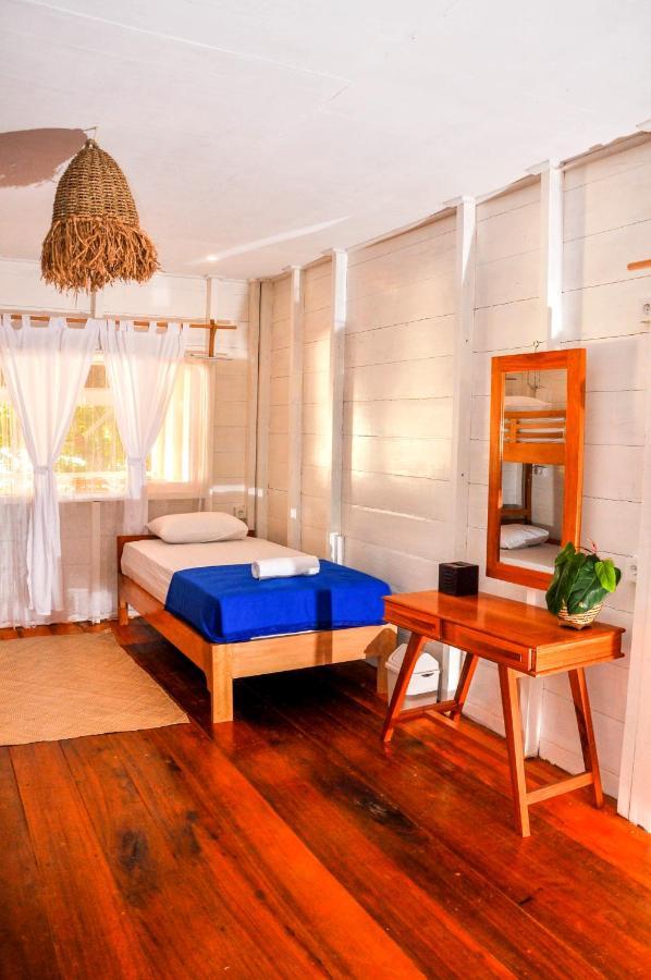 Crow'S Nest Hotel Tua Pejat Екстериор снимка